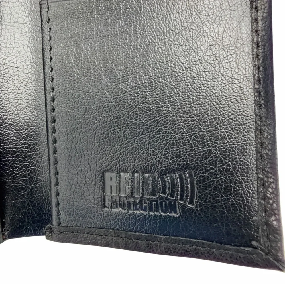 True Religion Genuine Leather RFID Wallet Black Trifold Silver Logo Plaque NIB